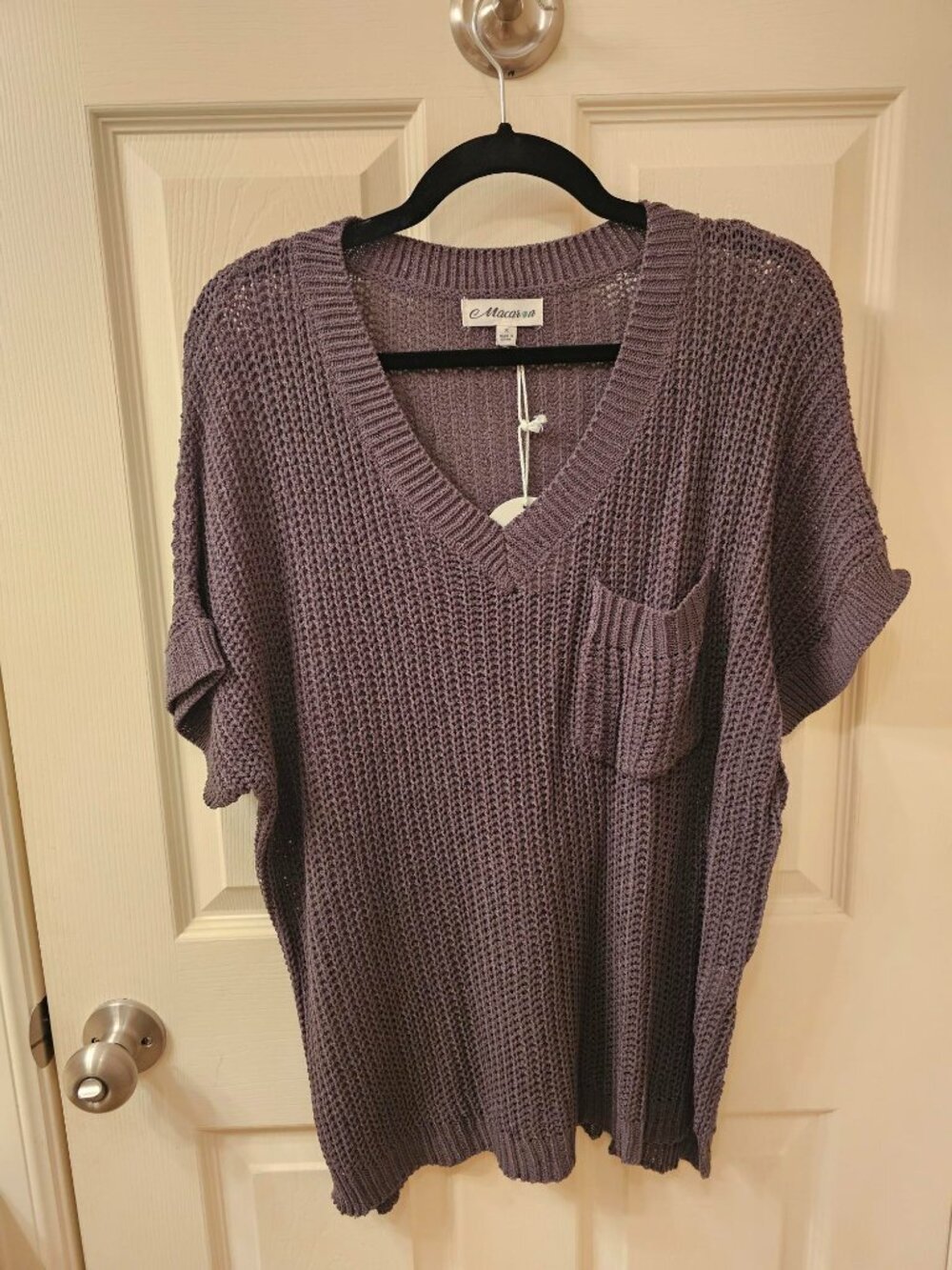 NWT Macaron Small Charcoal Grey Knit Blouse w / Pocket